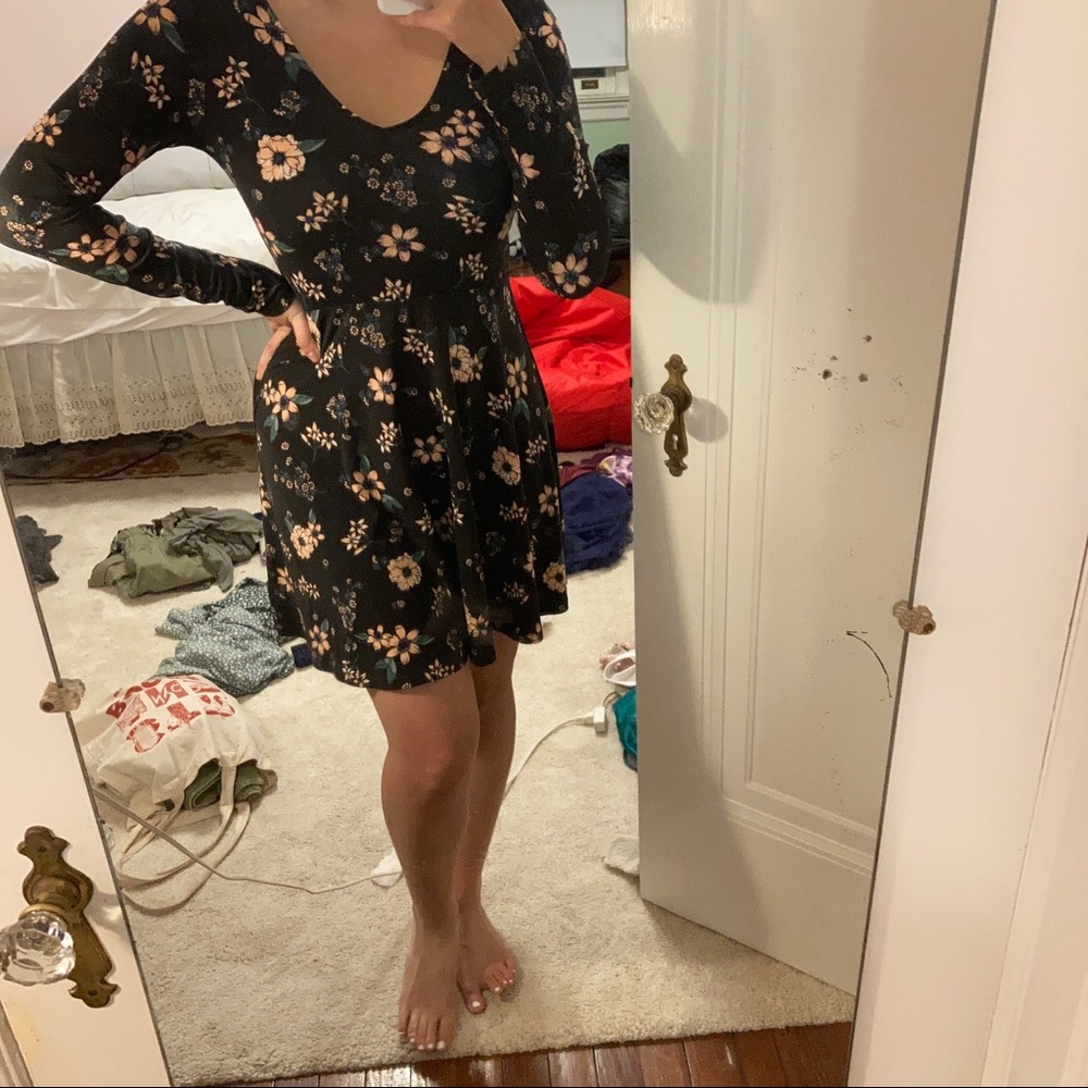 aeropostale black floral long sleeve dress